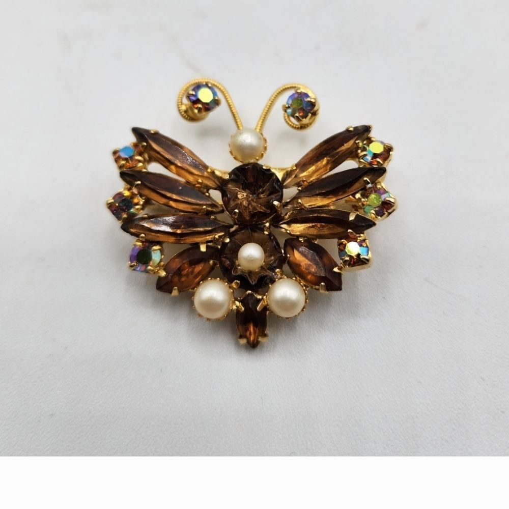 Vintage Butterfly Brooch B4own Rhinestone & Faux Pearl